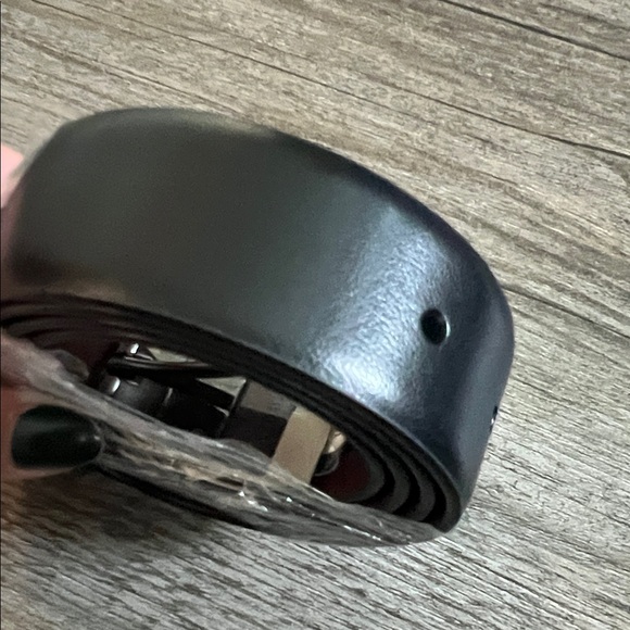 🐬NWT Perry ELLIS Size 32 Black  belt - Picture 3 of 7